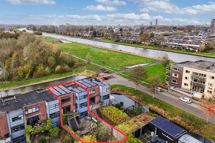 Photo 2 of Wiardaplantage 100