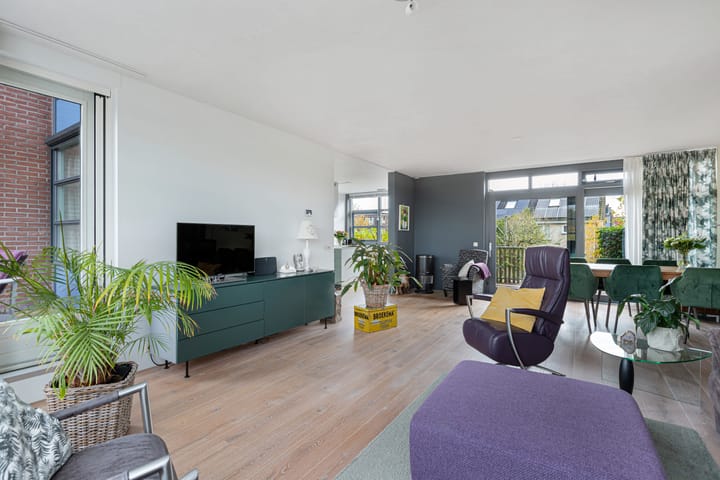 Photo 3 of Wiardaplantage 100