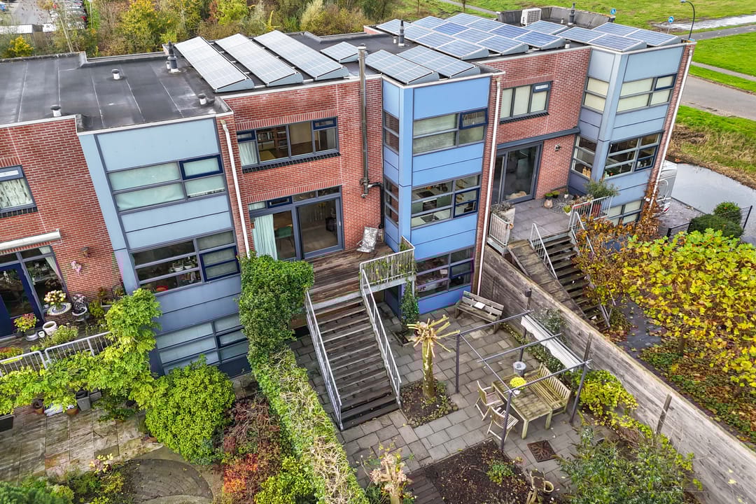 Photo 37 of Wiardaplantage 100