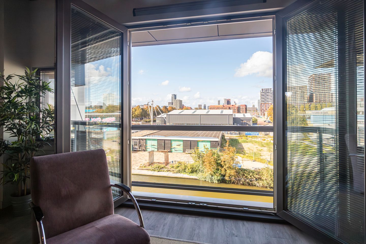 Photo 4 of Junostraat 211