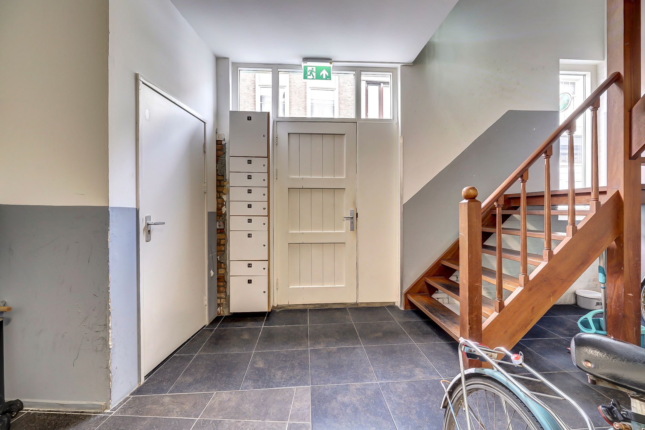 Foto 9 van Eerste Walstraat 1-C