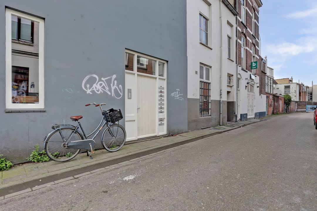 Foto 26 van Eerste Walstraat 1-C