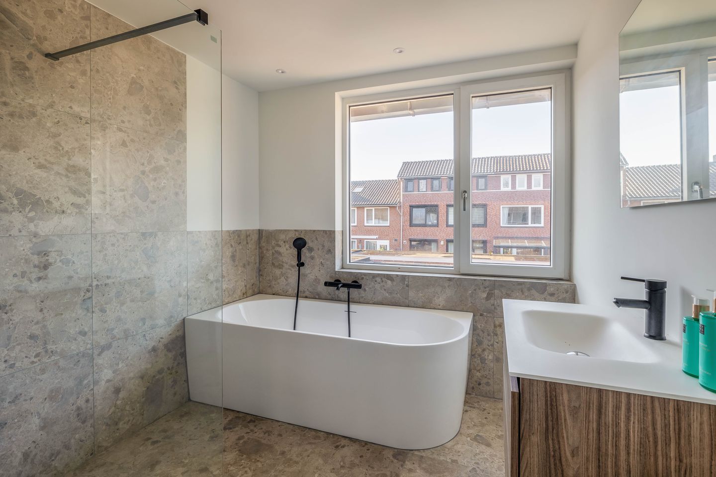 Foto 4 van Corvus 12