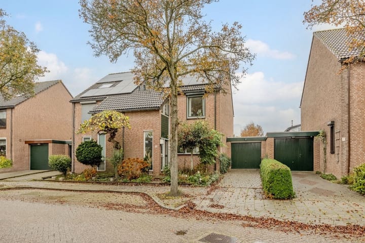 Foto 1 van Moerbeihof 18