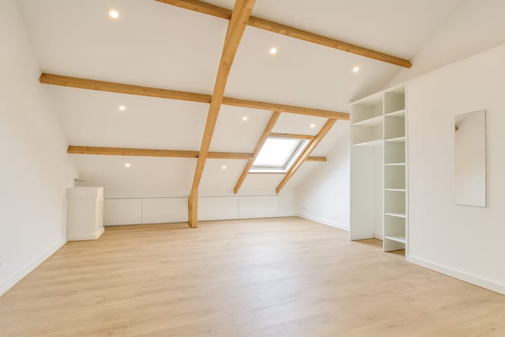 Foto 33 van Moerbeihof 18