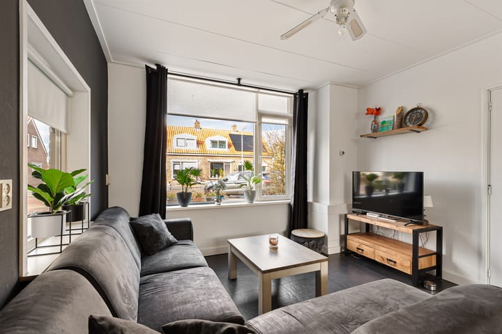 Photo 5 of Lege Leane 10