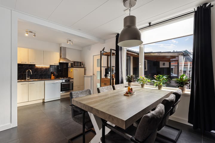 Photo 8 of Lege Leane 10