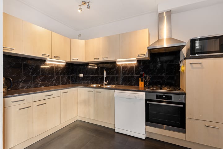 Photo 10 of Lege Leane 10