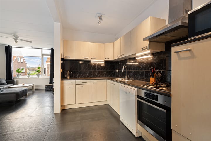 Photo 12 of Lege Leane 10