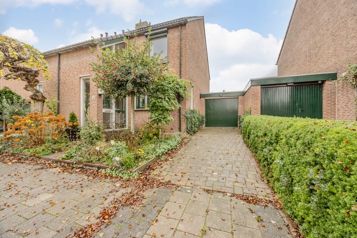 Foto 50 van Moerbeihof 18