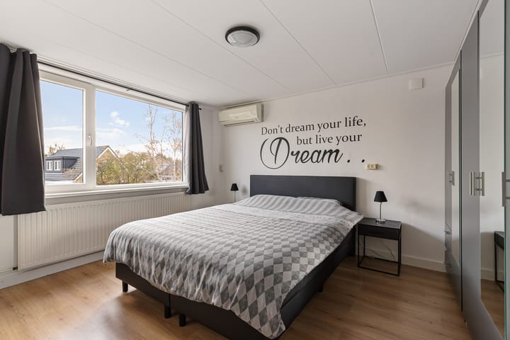 Photo 17 of Lege Leane 10