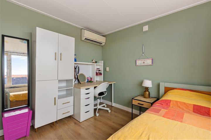 Photo 24 of Lege Leane 10