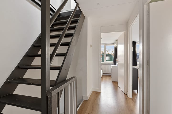 Photo 27 of Lege Leane 10