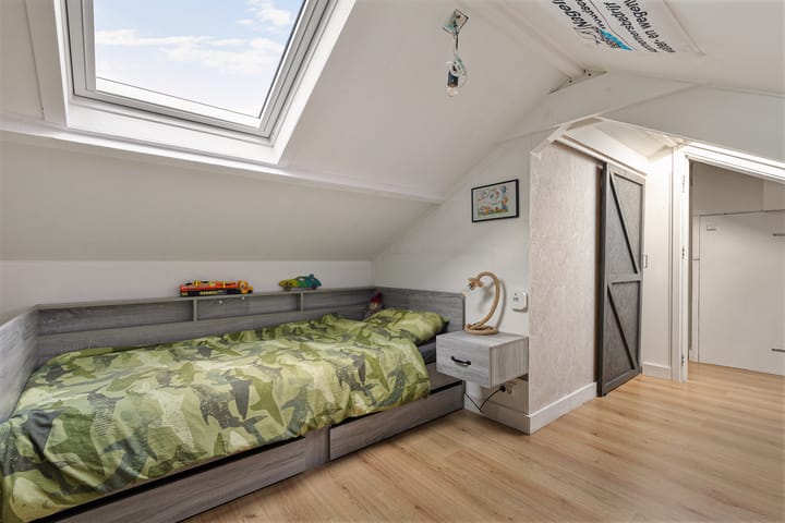 Photo 29 of Lege Leane 10