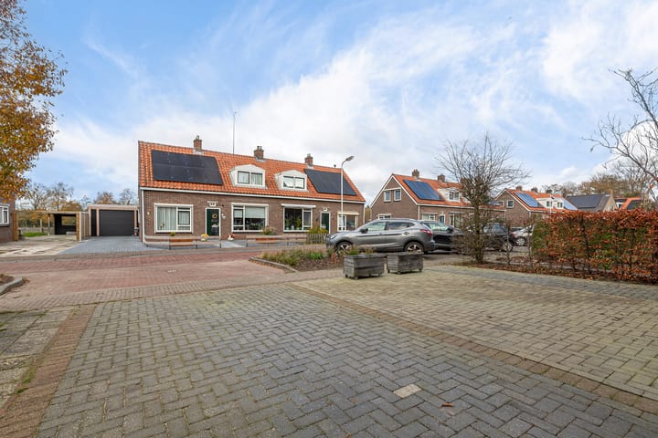 Photo 38 of Lege Leane 10