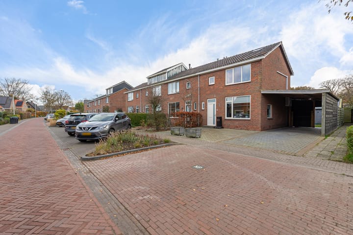 Photo 40 of Lege Leane 10