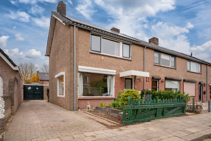 Foto 5 van Claudius Civilisstraat 9