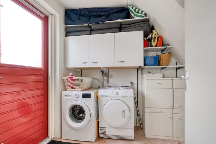 Photo 22 of Karmozijnhof 2