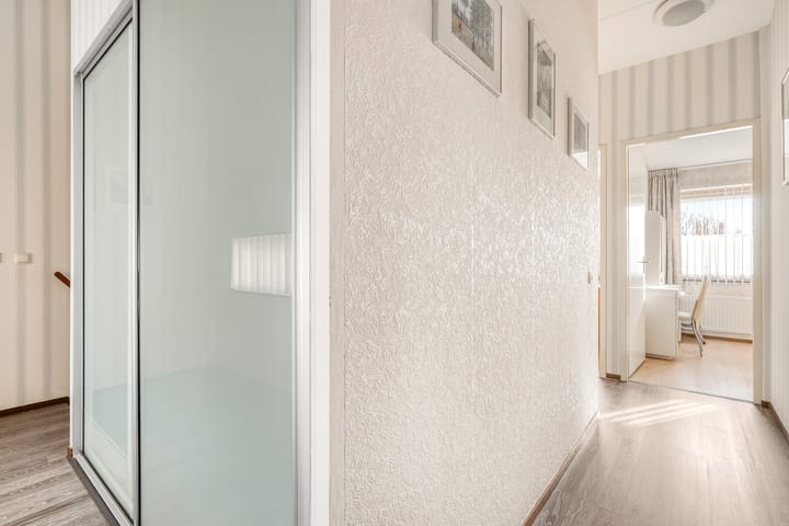 Photo 24 of Karmozijnhof 2