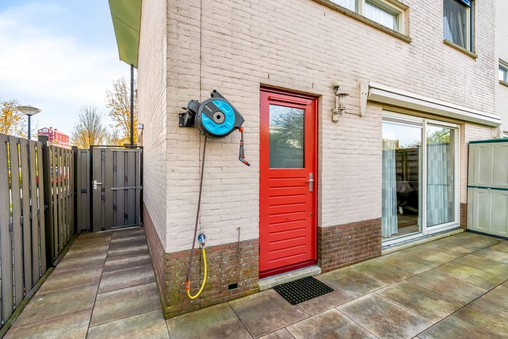 Photo 49 of Karmozijnhof 2