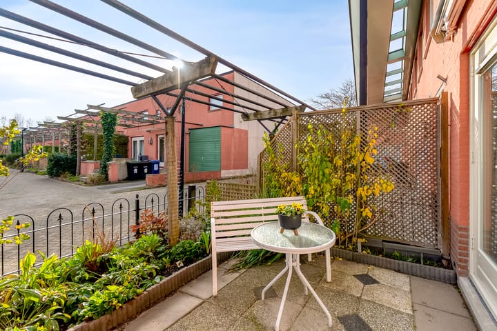 Photo 53 of Karmozijnhof 2