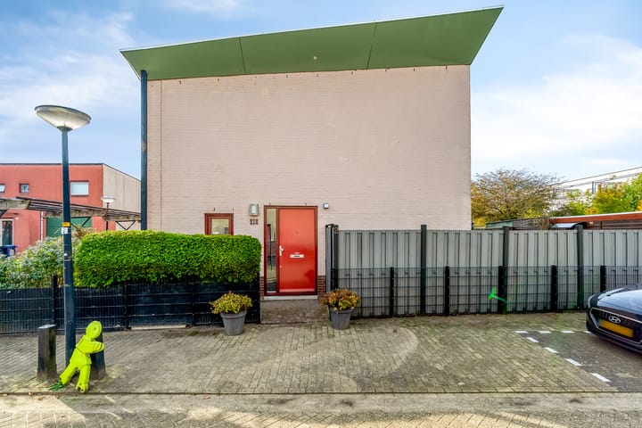 Photo 55 of Karmozijnhof 2