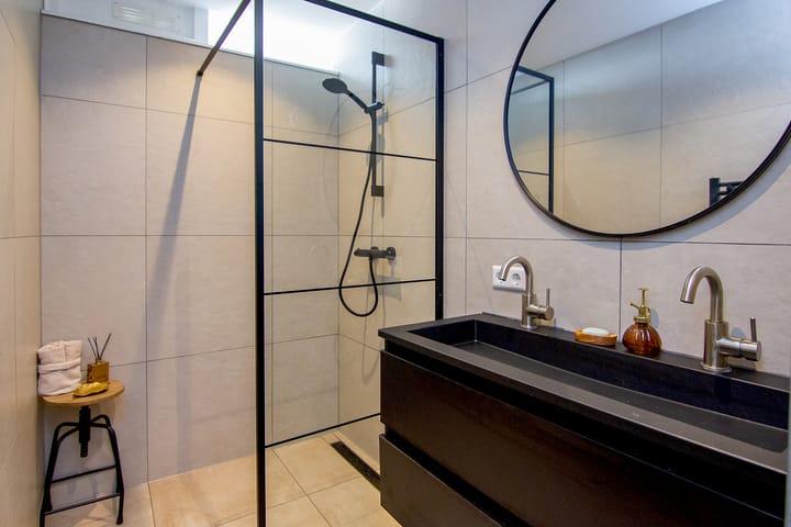 Photo 38 of Engelandlaan 152