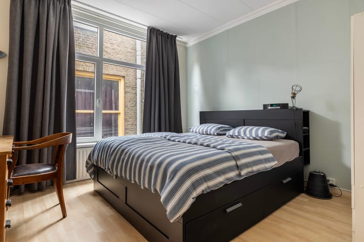 Foto 29 van Lange Breestraat 56