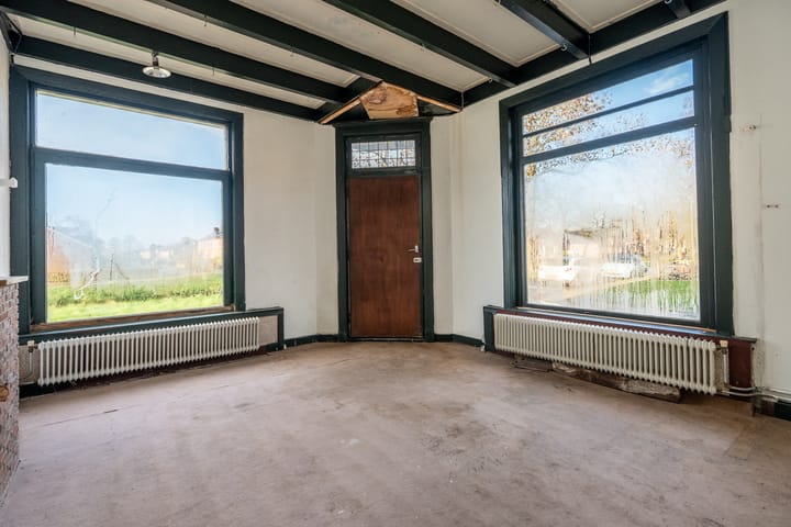 Photo 2 of van Delftstraat 43