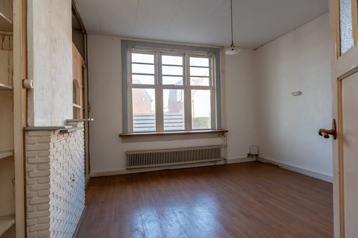 Photo 7 of van Delftstraat 43