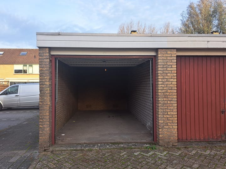 Photo 2 of Prickwaert 303