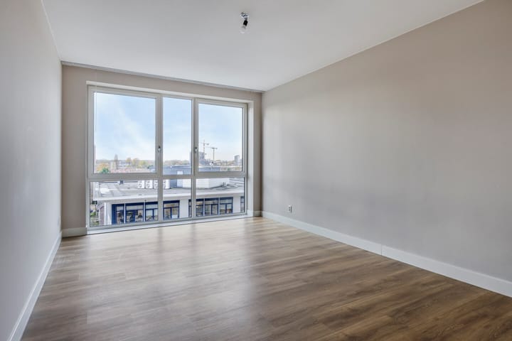 Photo 20 of Mangoweg 381