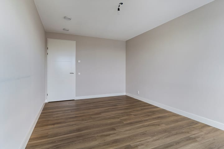 Photo 22 of Mangoweg 381