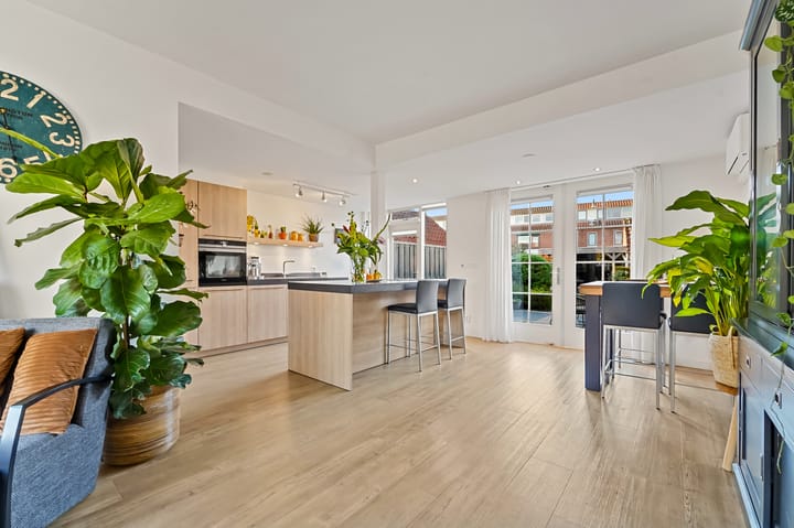 Photo 12 of Prinses Irenelaan 11