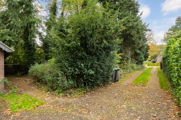 Photo 10 of Weerdingerstraat 167