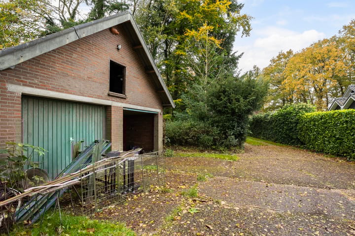 Photo 11 of Weerdingerstraat 167