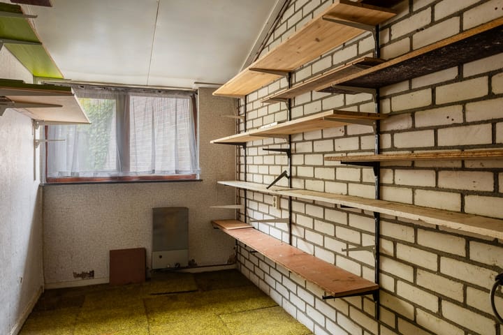 Photo 36 of Weerdingerstraat 167