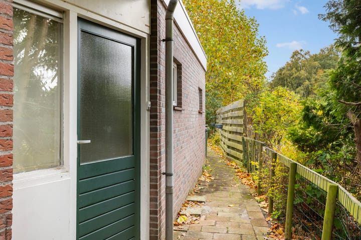 Photo 9 of Weerdingerstraat 168