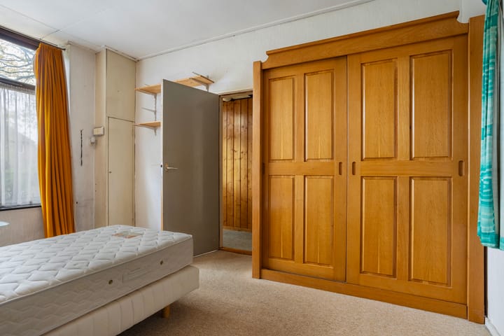 Photo 40 of Weerdingerstraat 167