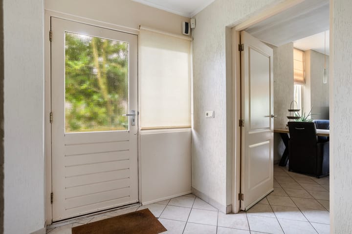 Photo 18 of Weerdingerstraat 168