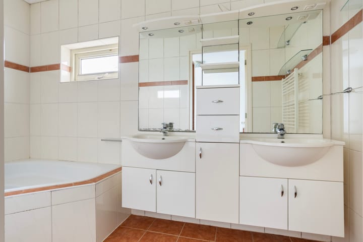 Photo 29 of Weerdingerstraat 168