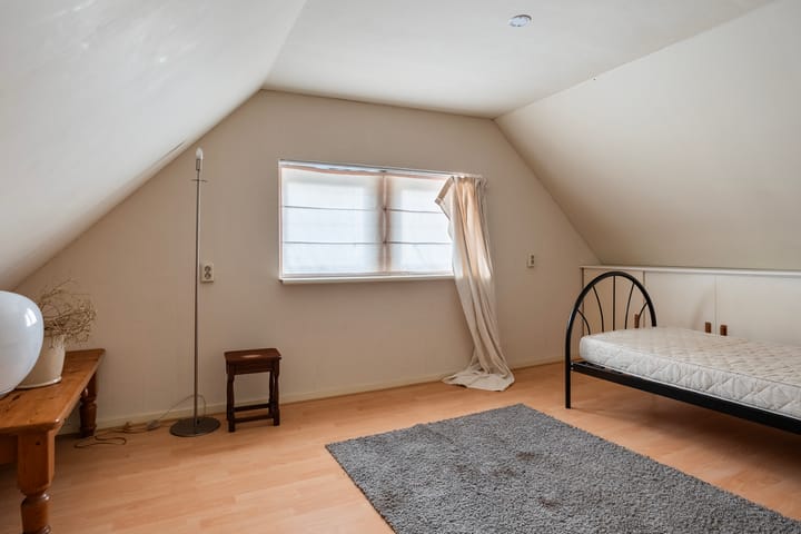 Photo 33 of Weerdingerstraat 168