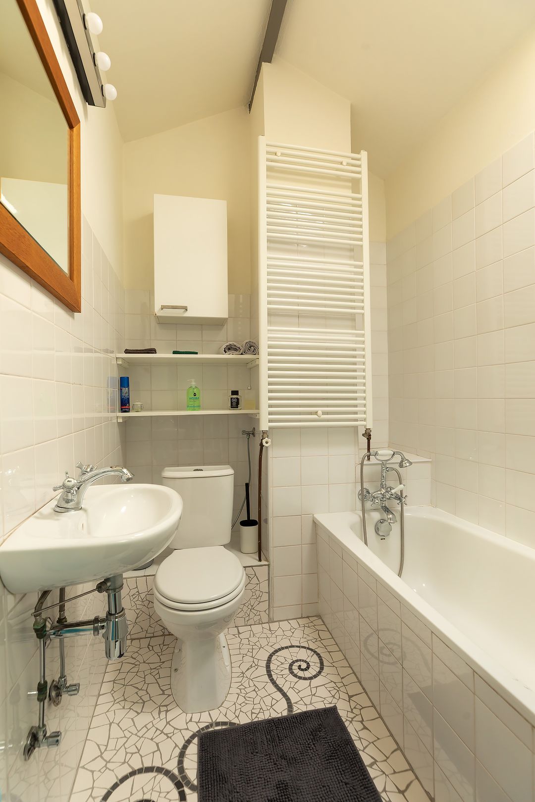 Foto 17 van St. Annastraat 16