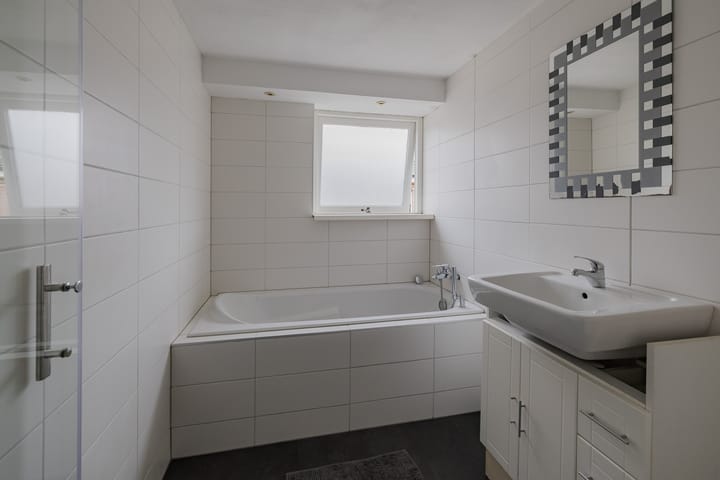 Foto 17 van Heemskerkerweg 33