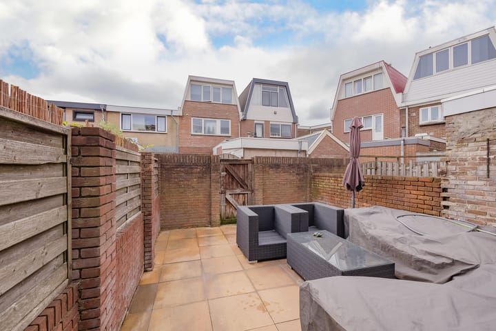 Foto 33 van Heemskerkerweg 33