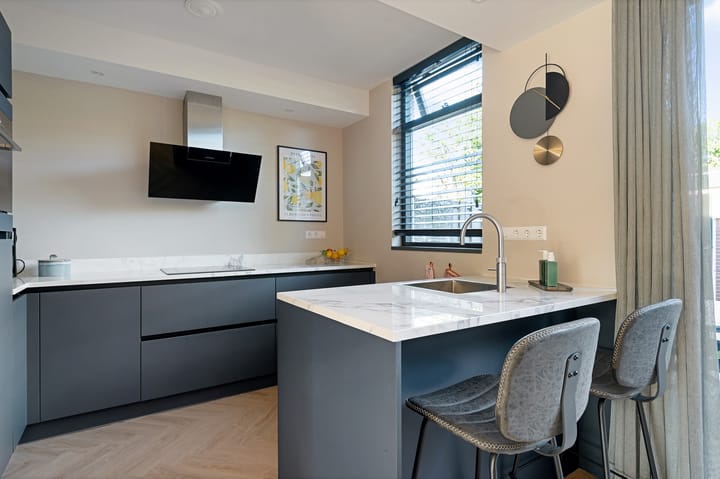 Foto 2 van van Heemskerkplein 14