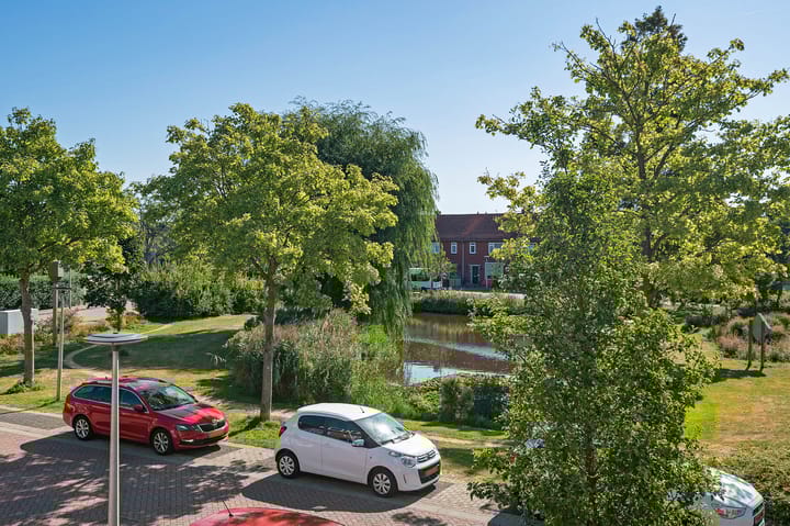 Foto 34 van van Heemskerkplein 14