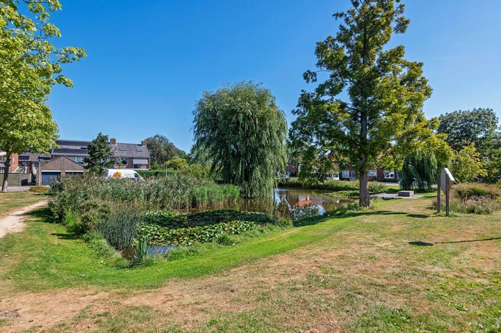 Foto 43 van van Heemskerkplein 14