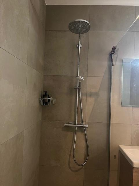 Foto 13 van Grasweg 460