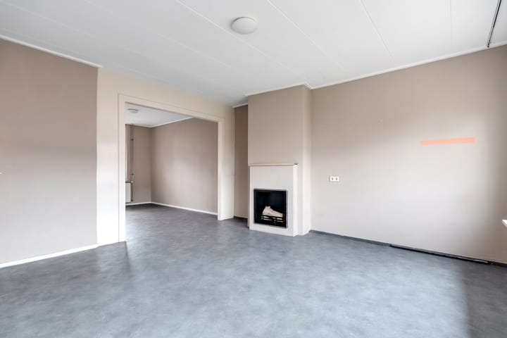 Photo 9 of Clematisstraat 81